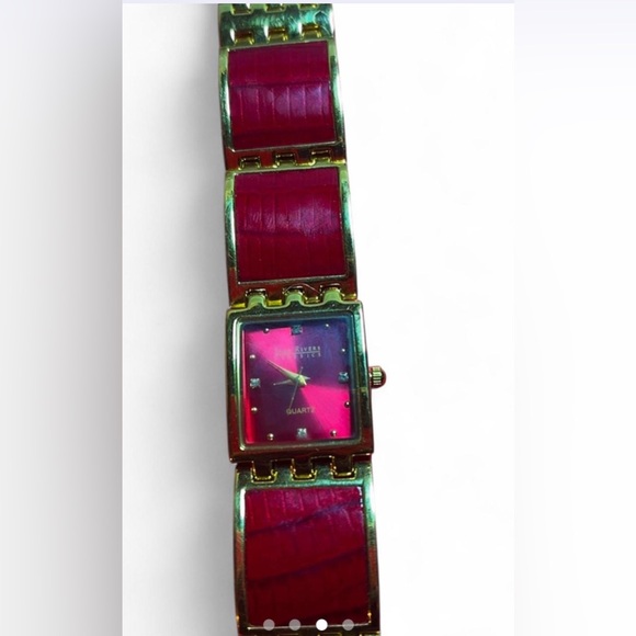 Joan Rivers Watch - Picture 3 of 5